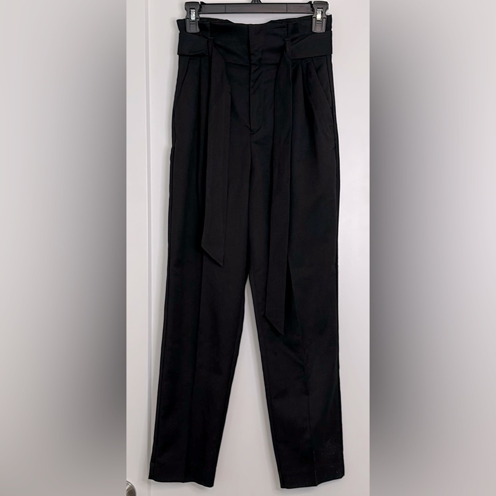 H&M Wonen’s High-waist Black Pants with Tie